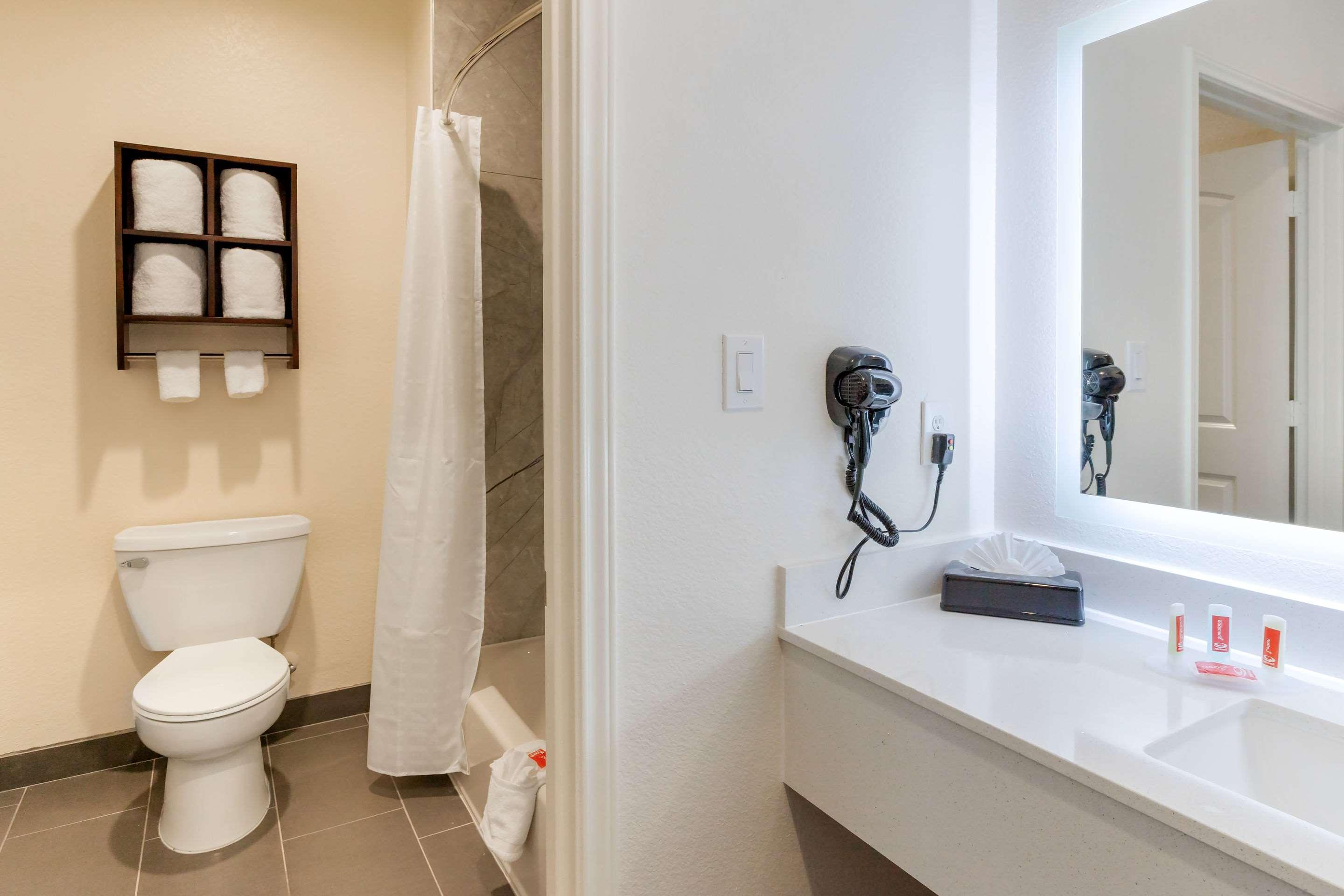 Econo Lodge Houston Extérieur photo